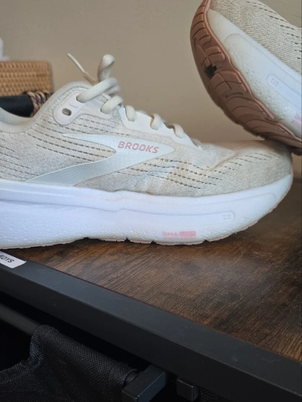 Brooks Womens Ghost Max 2